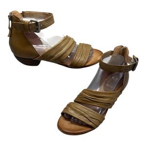 Miz Mooz Cassie Brown Tan Leather Strappy Buckle Sandal Women’s size EU 38